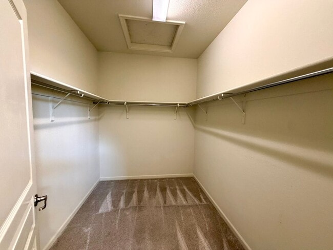 Building Photo - 1360 Wakefield Trail