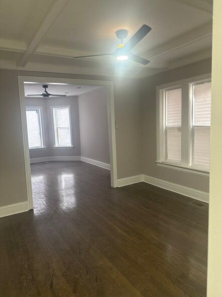 Building Photo - 6716 S Indiana Ave