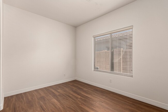 Building Photo - Spacious home in Maricopa!!