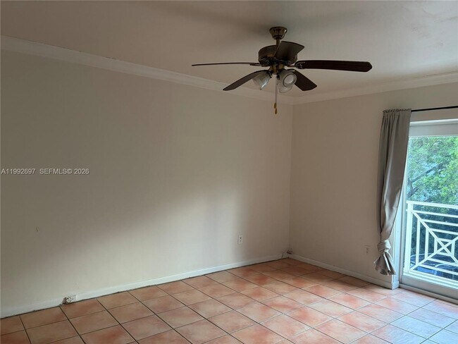 Building Photo - 255 Sunrise Dr