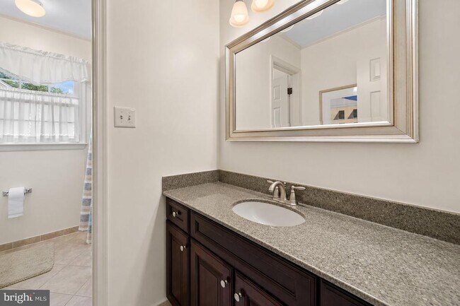 Building Photo - 4804 Leighfield Valley Dr