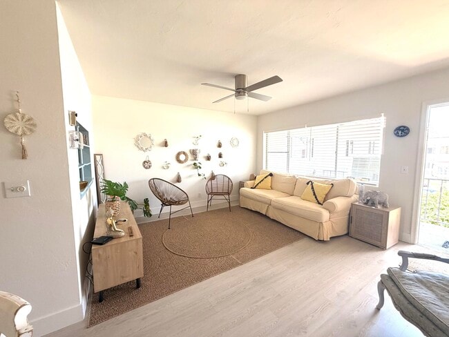 Building Photo - 3322 Cynthia Ln