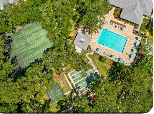 Primary Photo - 3300 Fox Chase Cir