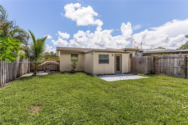 Building Photo - 25 Robalo Ct