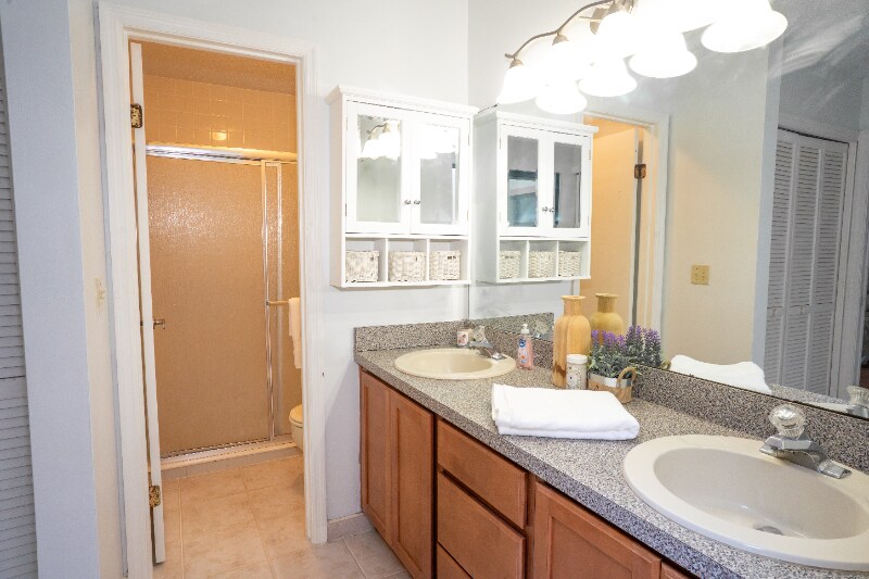 Building Photo - 6152 Sequoia Dr