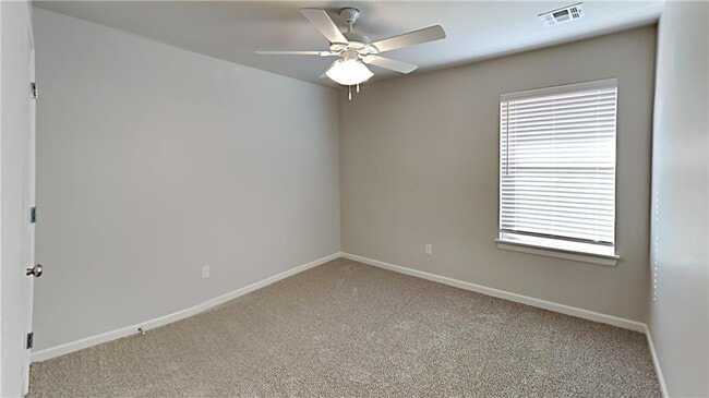 Building Photo - 489 Hardesty Dr