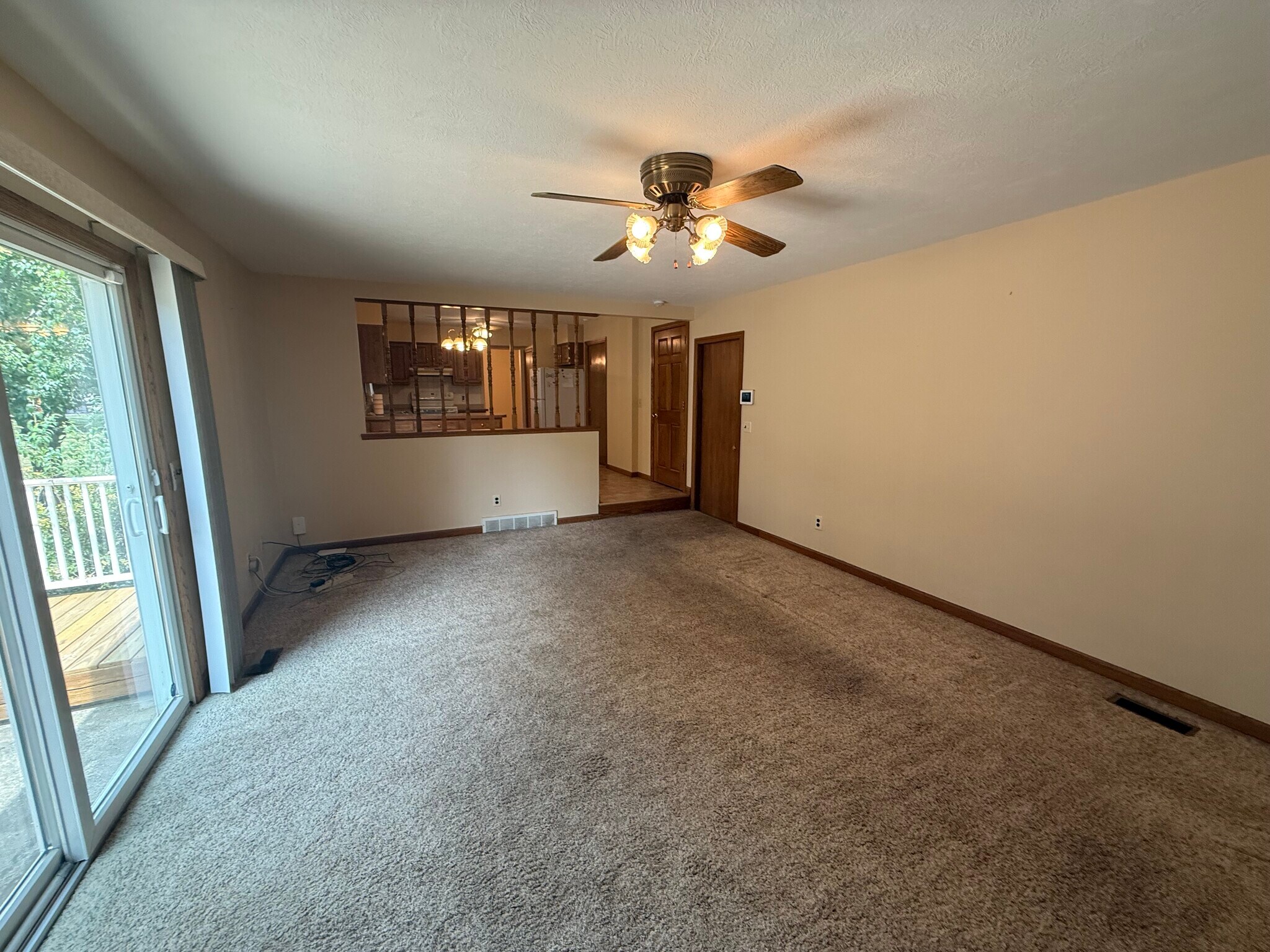Building Photo - 4669 Pinehurst Dr