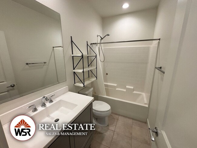 Building Photo - Stunning 4 Bedroom Townhome in the Heart of Chino Hills