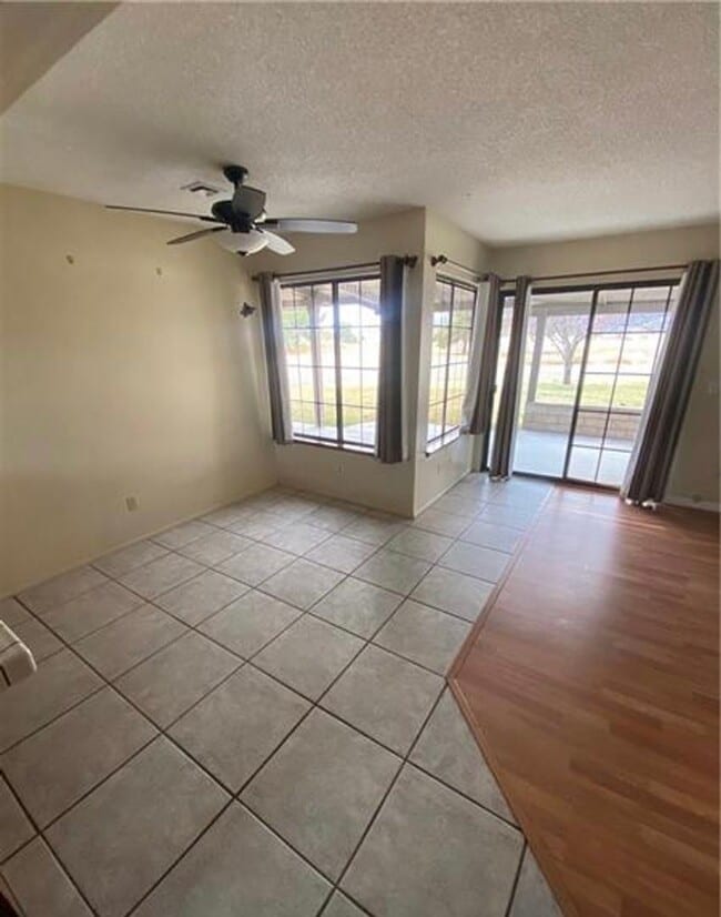 Building Photo - Calvada Valley U7 - Bourbon St, Unit G-2
