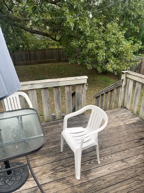 Building Photo - 1714 Village O Dr