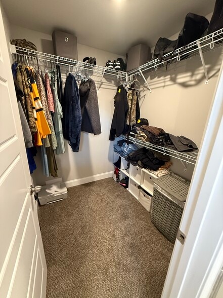 Master closet - 246 King Rd