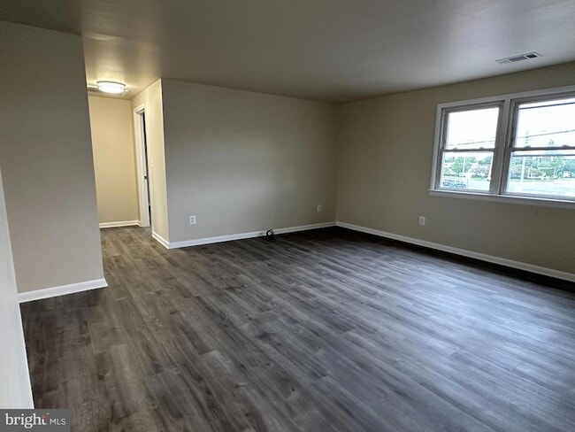 Building Photo - 1437 Liberty Rd