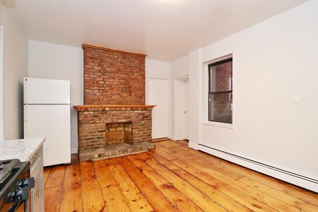 Building Photo - 603 Jersey Ave