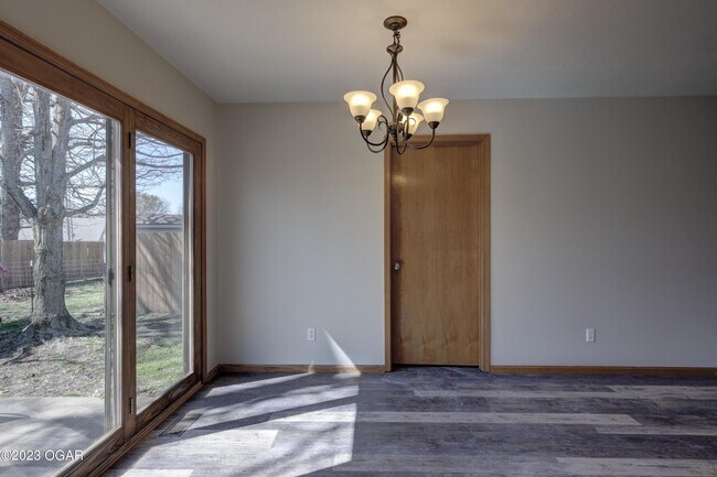 Building Photo - 119 W Briarbrook Ln