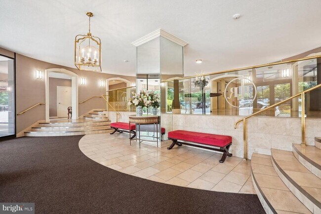 Building Photo - 8360 Greensboro Dr