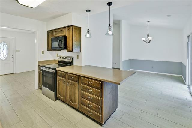 Building Photo - 1306 Clearview Dr