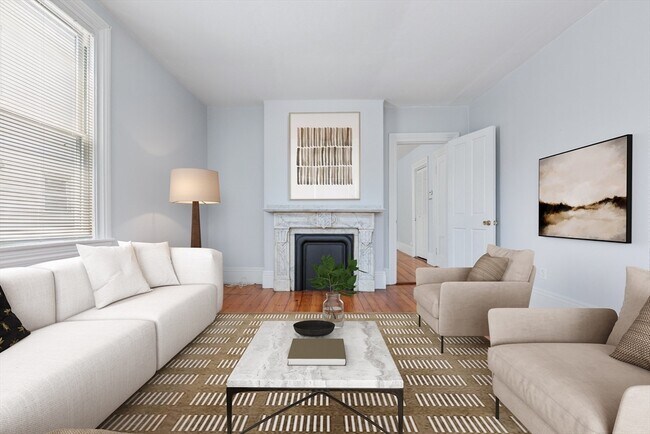 Primary Photo - 174 Sydney St