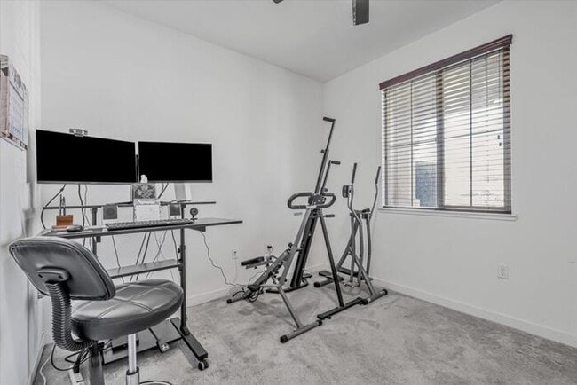 Building Photo - Gorgeous 3 Bedroom 2 Bath 2 Car Garage Sin...