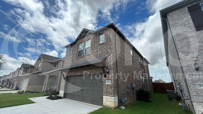 Building Photo - 244 Kistler Dr