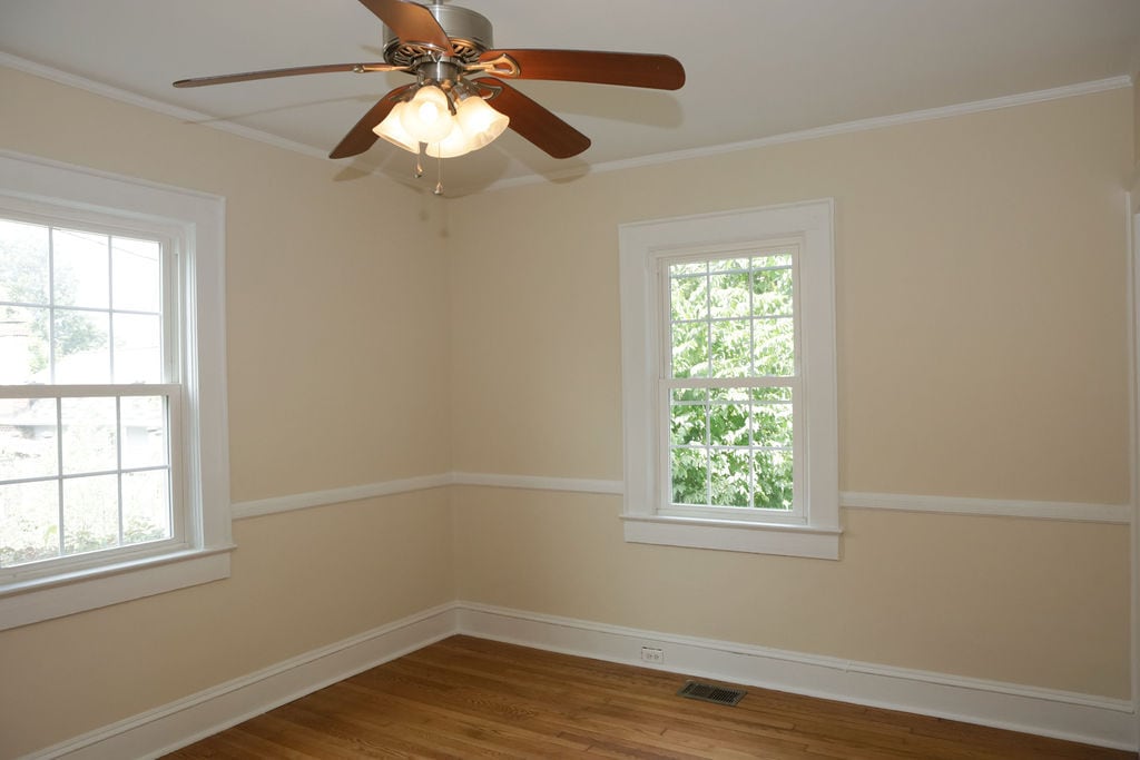 Building Photo - 603 Mayflower Dr