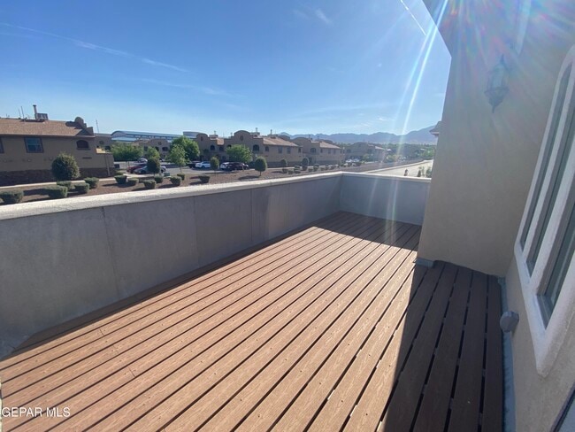 Building Photo - 408 La Puesta Dr