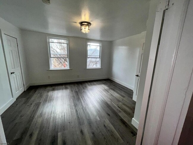 Building Photo - 21 Tillinghast St