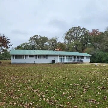 Building Photo - 7864 Dixie Blanchard Rd