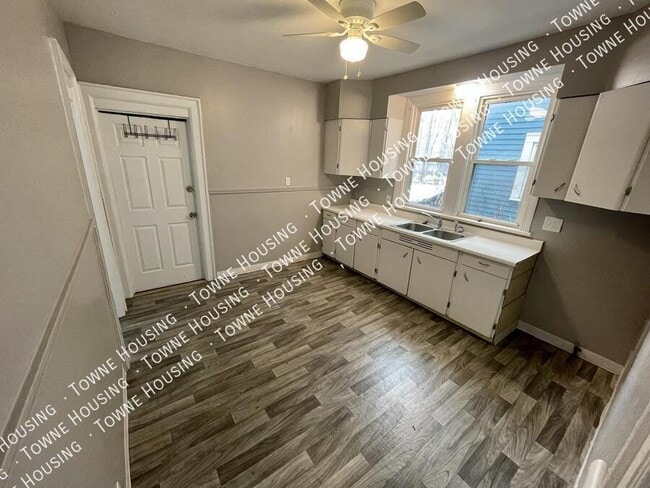 Building Photo - 39 Aldrich Pl