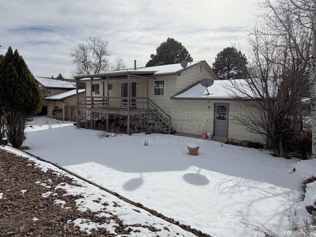 Building Photo - 3280 El Canto Dr