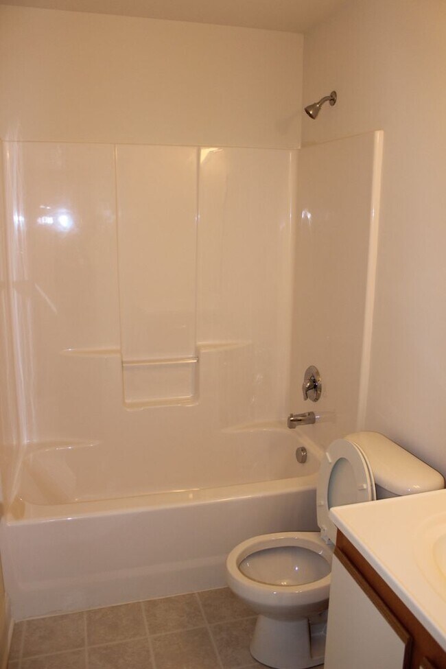 Building Photo - 1912-A/B Tabor Village Dr.