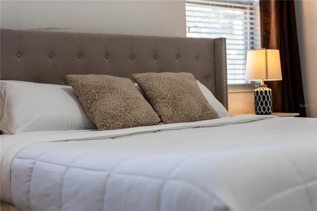 Building Photo - 5151 Ravena Ave E