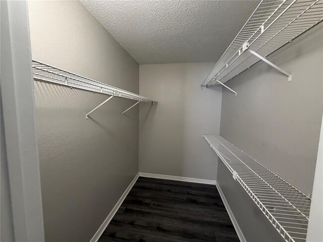 Building Photo - 957 Salt Pond Pl