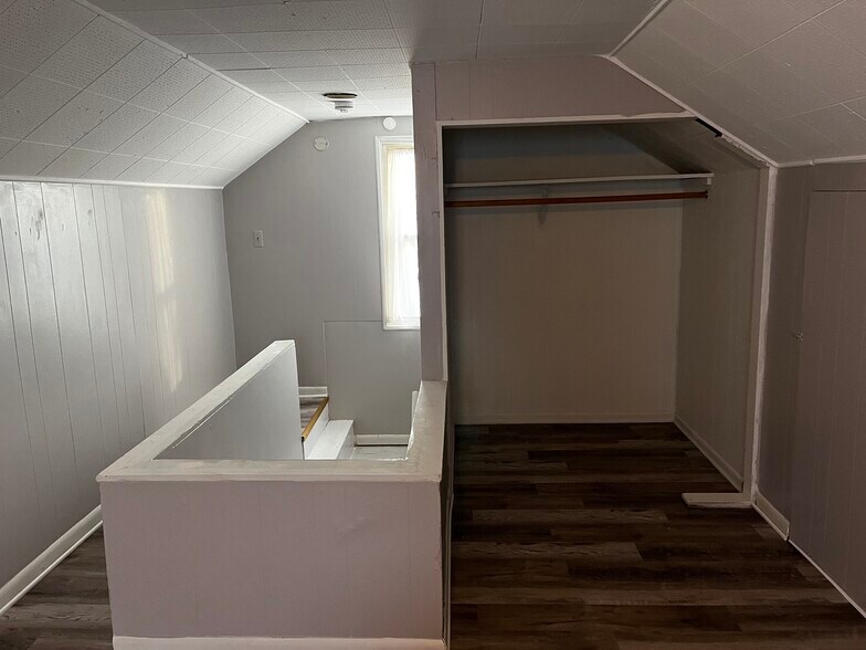 Building Photo - 22824 Mac Arthur Blvd