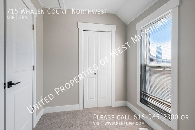 Building Photo - Available Now | 4 Bedroom 2 Bath Single Fa...