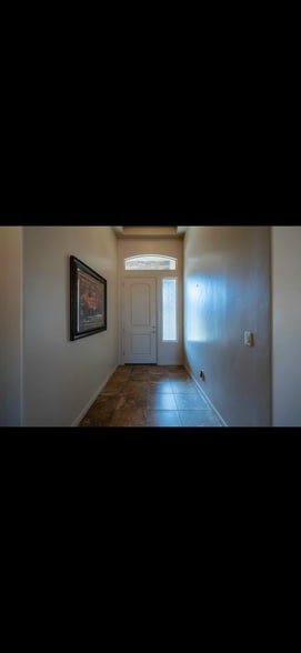 Building Photo - 3011 E Crimson Ridge Dr