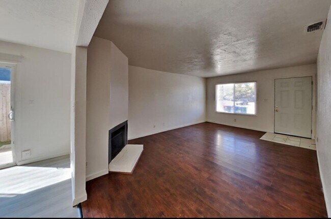 Building Photo - 68th Ave