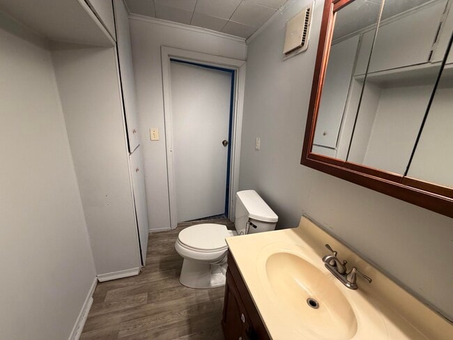 Building Photo - 56 Bismark-