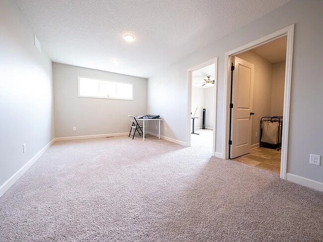 Building Photo - 15773 Everglade Ave