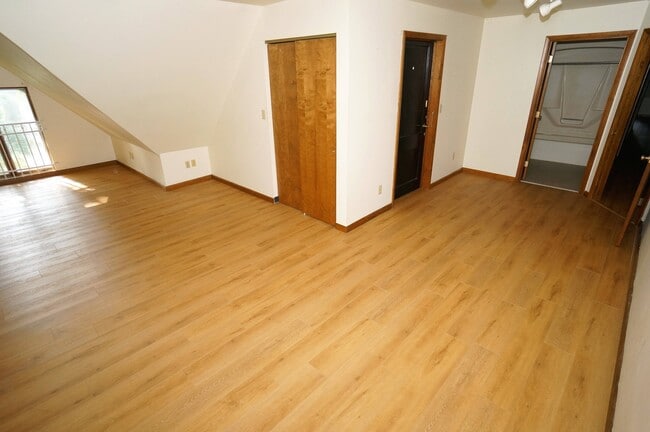 Bedroom - Wellesley Place