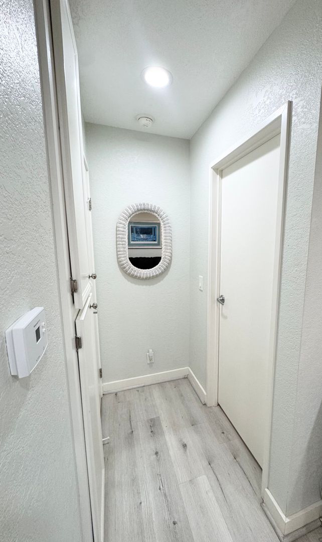 Building Photo - Long Term - Beautifully Updated 1 Bedroom Condo in Palm Springs Villas II