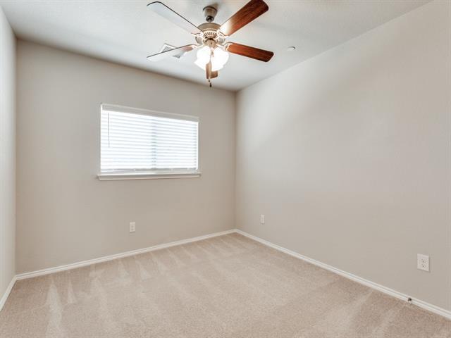 Building Photo - 3405 Cricket Dr