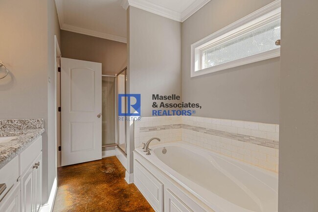 Building Photo - 3 Bed/2 Bath Home in Greenfield Station!!