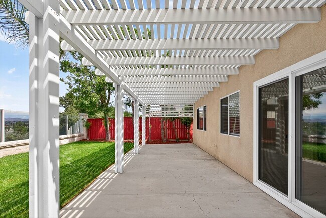 Building Photo - Most Desireable Neighborhood in Temecula  ...