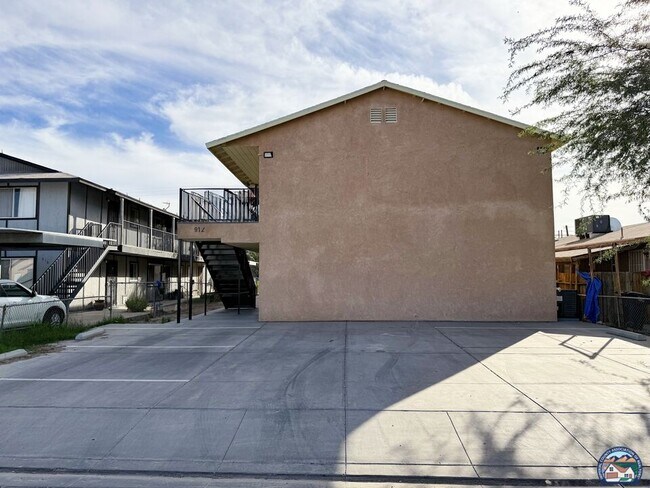 Building Photo - 912 Fourth St