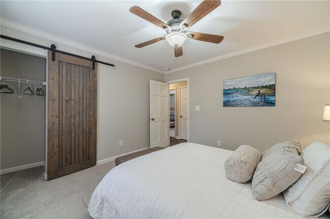 Building Photo - 691 Harbor Cove