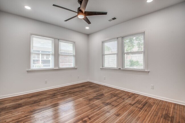 Building Photo - Live Stylishly. Live Comfortably. Live Memphis