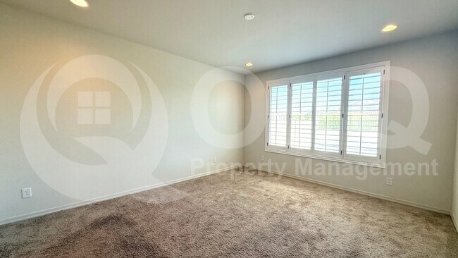 Building Photo - 5655 N 88th Ln
