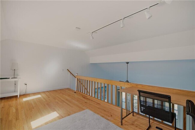 Building Photo - 157 Harrison Ave