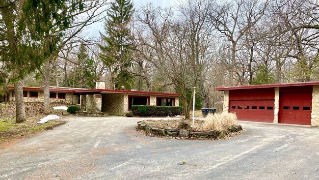 Building Photo - Historic Three Bedroom Home Available