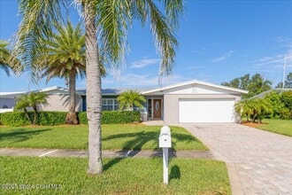 Building Photo - 436 Thrush Dr